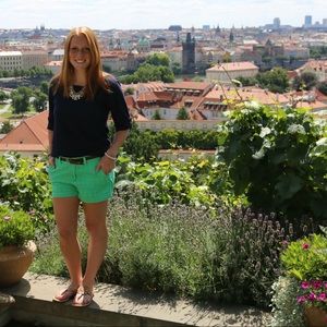 Meet your Posher, Jessica